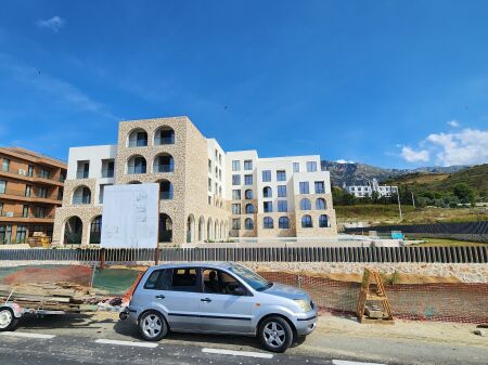 SHITET APARTAMENT 1+1 – RADHIMË