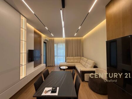 Affittasi Appartamento Moderno 1+1, nel Complesso “Square 21”, in Via Kavajes! 1.000 € /Mese