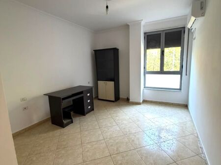 🏠 APPARTAMENTO 1+1 IN AFFITTO VICINO AL PALAZZO DELLA FRECCIA, TIRANA, 500 mila lek