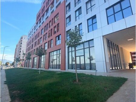Urban Gate, shop for sale – Astir