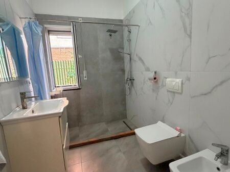 SHITET APARTAMENT 2+1+2 – LIQENI I THATË