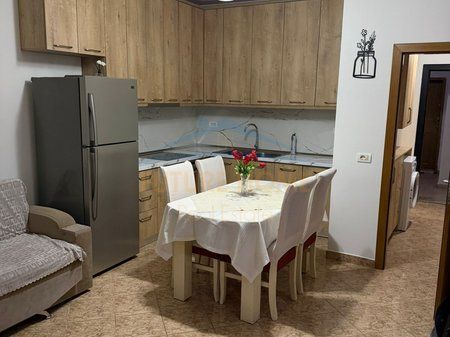 Affitto, Appartamento 3+1, Via Dibra, Tirana 65.000 Lek