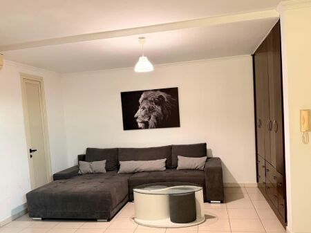 Jepet me qera apartamenti 1+1