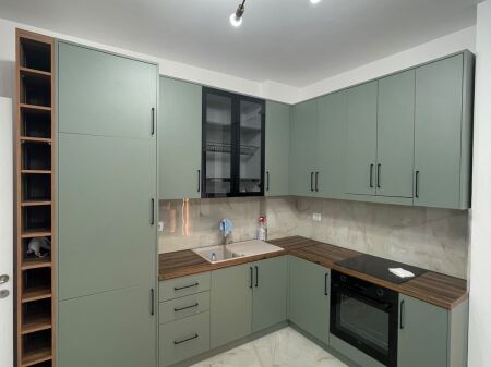 Apartament me qira, Kamez 2+1+Post parkimi