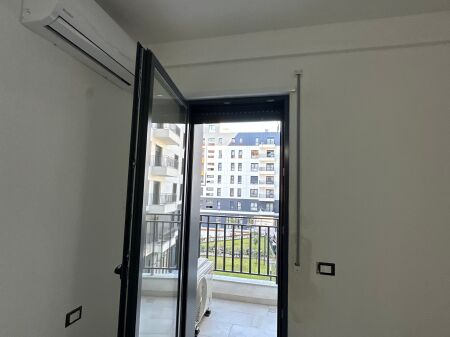 Apartament 1+1 me Qira në Bulevardin e Ri, Kompleksi Ndregjoni