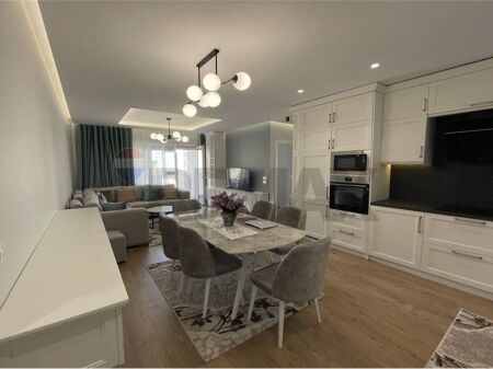 Apartament 2+1+1 Post Parkim për qira tek Rezidenca Park Life, Liqeni i thatë .