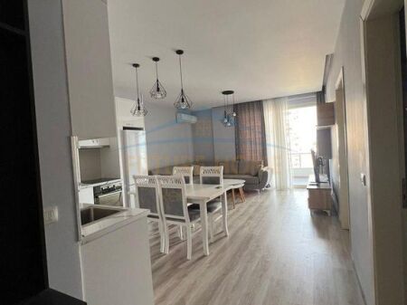 In vendita, Appartamento 1+1, Ex Campo di Aviazione, Tirana 150.000 €