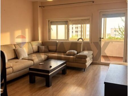 JEPET ME QIRA APARTAMENT 1+1 – ALI DEMI