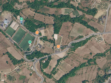 SHITET TOKE 3000m2 | MANGULL, PRANE KOMPLEKSIT SPORTIV REDI JUPI
