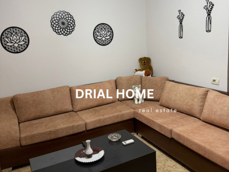 Apartament me qera 3+1