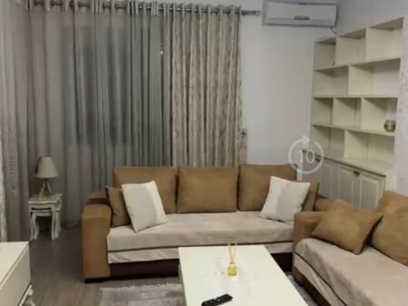 Apartament me qera 2+1