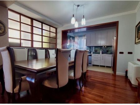 Apartament 3+1+2 me qira ne Bllok