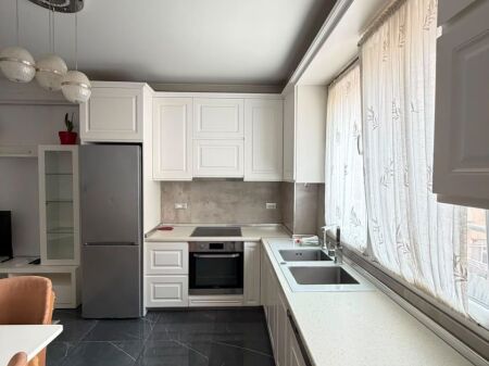Astir, appartamento 2+1 in affitto! 50.000 Leke