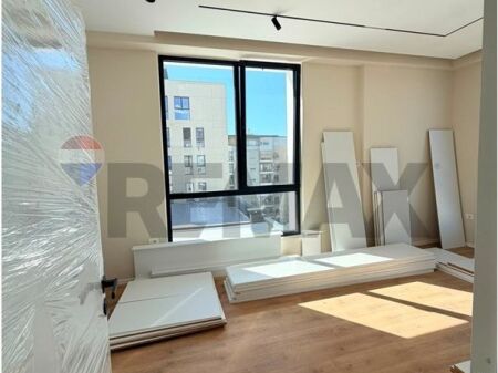 Appartamento - In Vendita - Via Jordan Misja, Tirana(ID: 530191058-338)
