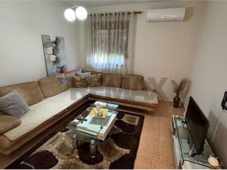 Casa privata in affitto ad Astir!