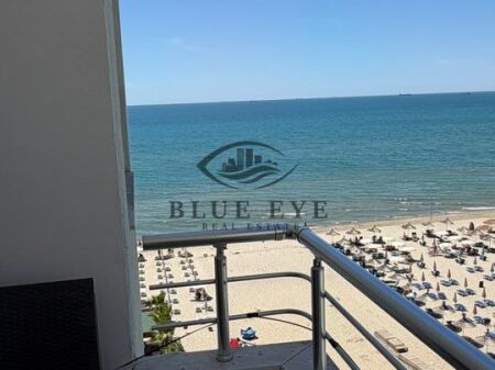 JEPET ME QIRA – APARTAMENT 1+1 NË VIJË TË PARË ME DETIN 🌊