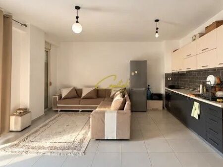 SHITET APARTAMENT 2+1+2 SHKOZE 130.000 EURO
