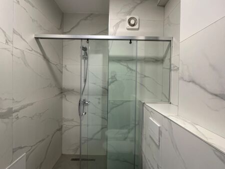 🌿 SHITET APARTAMENT 3+1+2 ME VERANDË – REZIDENCA ERLI