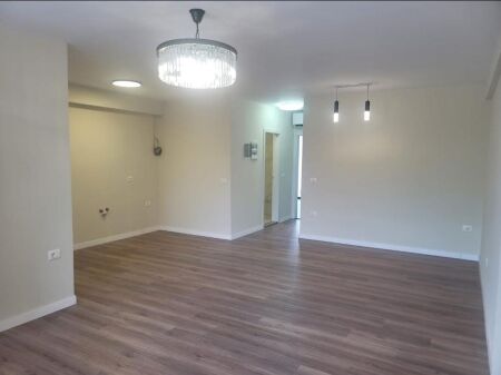 Apartament Per Shitje 2+1 Tek Kthesa e Kamzes (ID B120906) Tirane