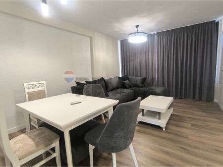 Apartament 2+1 me verande per shitje ne Laprake