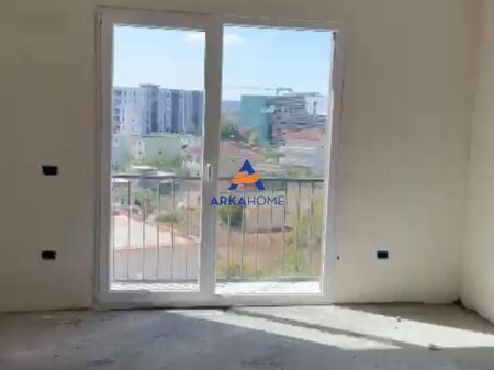 IN VENDITA APPARTAMENTO 3+1 + 2 BALCONI "PASKUQAN BRITISH 1" 15.000.000 LEKE