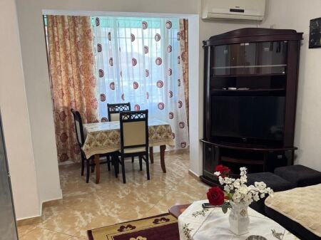 Rent | Apartament 1 + 1 | Qendër Kamëz | 300 €/month