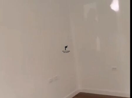 SHOP FOR RENT 43 M2 CENTER 70,000 LEKE FH-94387