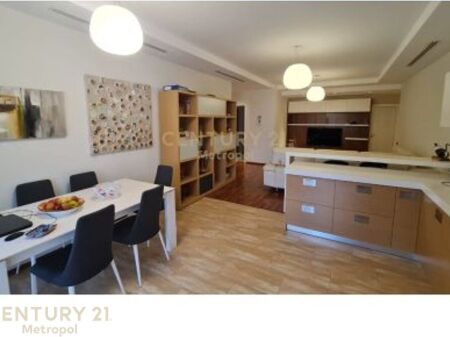 APPARTAMENTO DI LUSSO IN AFFITTO 2+1+3 BAGNI+posto auto, PROCURA GENERALE!