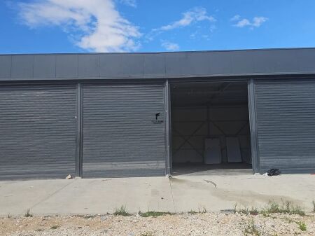 KAPANON ME QERA 220M2 MEZEZ 170.000 LEKE  FH-94606