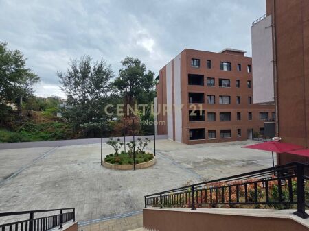 VENDESI APPARTAMENTO 2+1+2 ,125M2 + POSTO AUTO - COMPLESSO XHELUKS