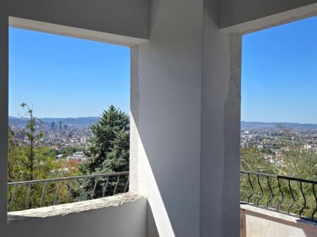 Shitet nga pronari: apartament 2+1, 120 m², me pamje panoramike – Fresk