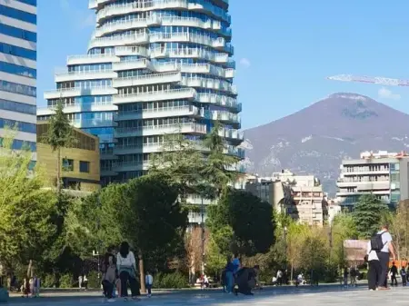  SHITET APARTAMENT 1+1 NË KATIN E 14-TË – TIRANA’S ROCK 