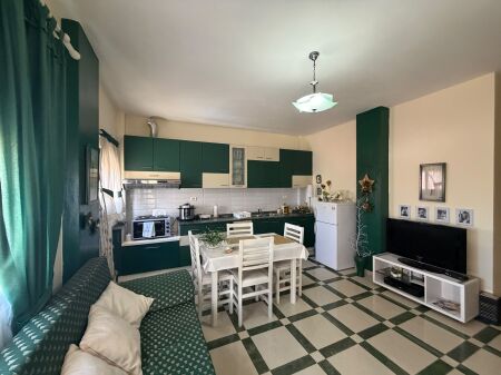 Shitet Apartment 1+1 te Shkembi kavajes