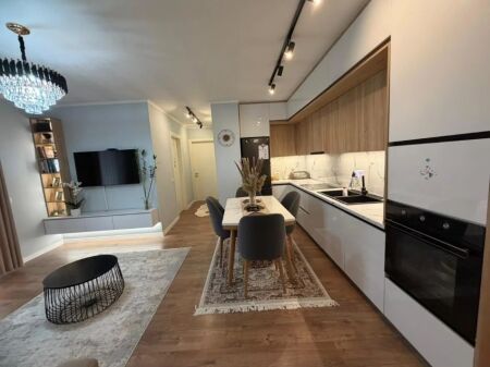 Affittasi appartamento 2+1 – Palazzi Çabej, Yzberisht