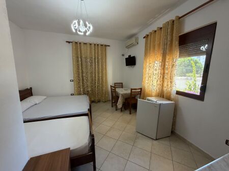 Studio apartment for rent at Rrota Kuqe, Plazh