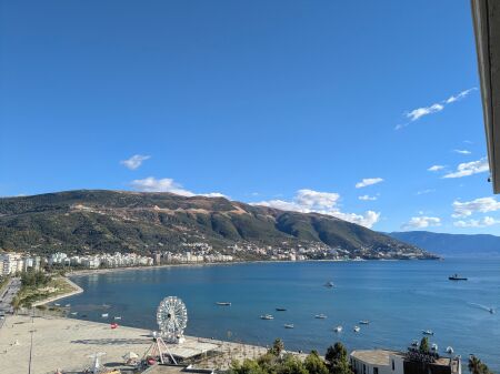 Duplex + parking for rent on Lungomare