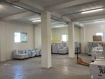 AMBIENTE COMMERCIALE IN AFFITTO 736 M2 YZBERISHT 600.000 LEKE