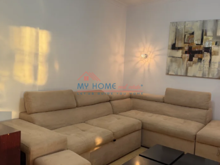 2+1 apartment for rent at Komuna Parisit in Tirana