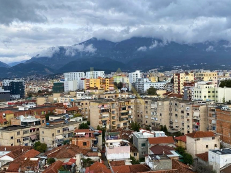 VENDESI APPARTAMENTO 3+1+2 – Selvia, Tirana