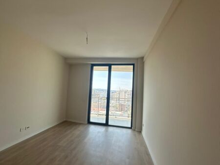 Qera | Ambjent Biznesi | Rruga Mine Peza — Golden Tower Residence | 80,000 lek/muaj