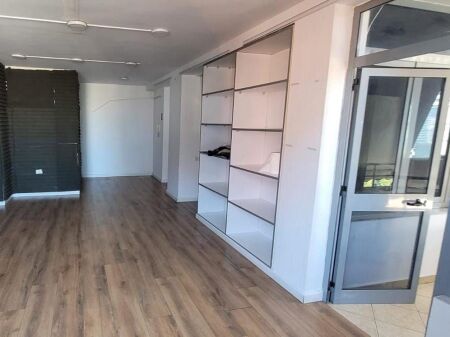 OFFICE FOR RENT – GEORGE W. BUSH STREET, OPPOSITE THE PARLIAMENT ID 5654