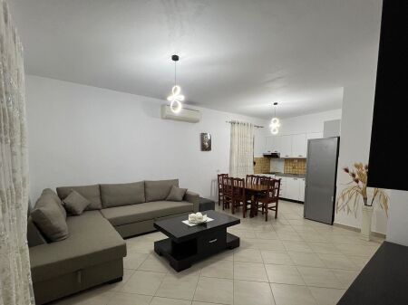 Qera | Vile | Misto Mame | 500 €/muaj