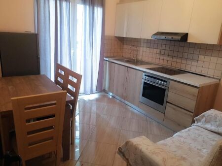 Rent | Apartament 1 + 1 | Rruga Jordan Misja | 450 €/month