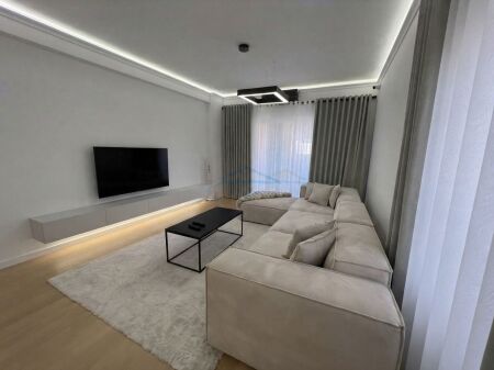 Rent, Apartment 3+1+2, Kosovarëve Street, Tirana
