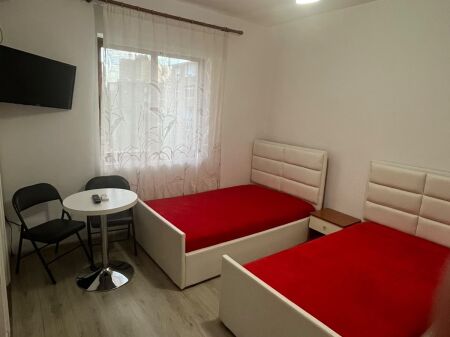 Monolocale in affitto Xhamllik ex profarma !