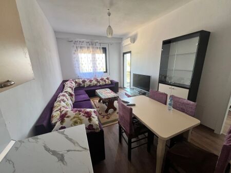 Apartament 1+1+ballkon me qera 40.000All