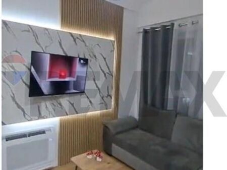 🏡 Jepet me qira apartament 2+1 – Bulevardi i Ri