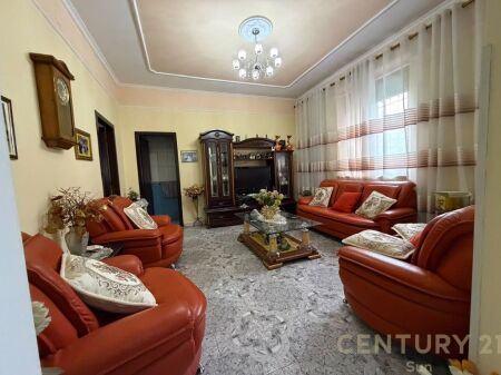 Apartment 2+1+post For Rent in Laprakë