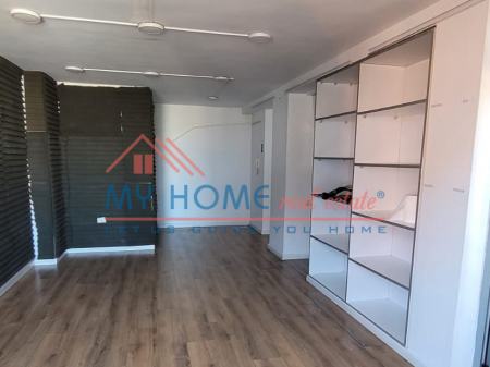 Zyre me qera Qender ne Tirane