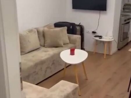 APARTAMENT 1+1 60,000 LEKE ZOGU I ZI